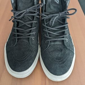 Vans sk8 hi mte size 10